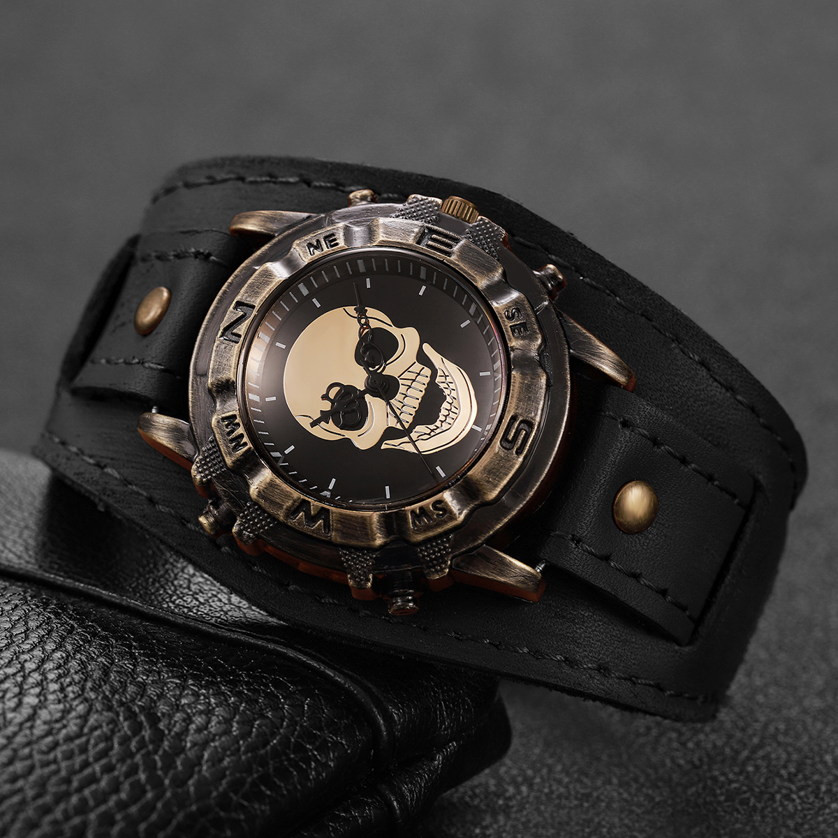 Vintage Pocket Watch - Vintage Skull Men Watch Wide Dark