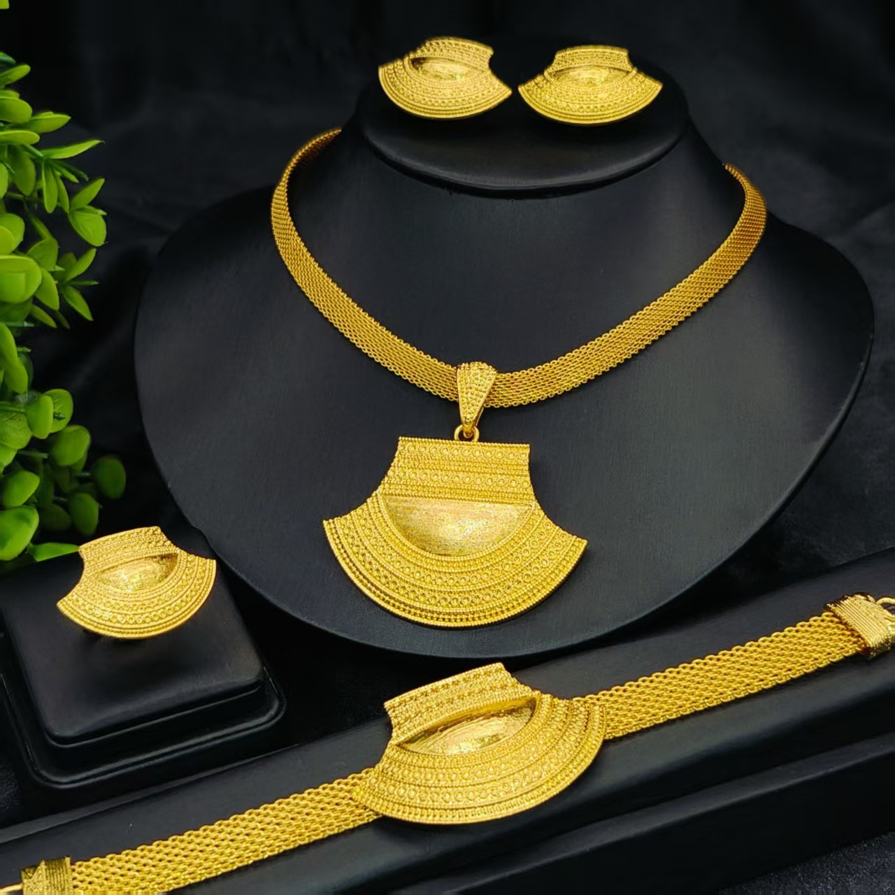 Blessed Watch Strap Necklace B – Fine Jewelry Watches Women recenzja i cena